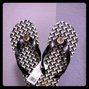 Tory burch flip flop